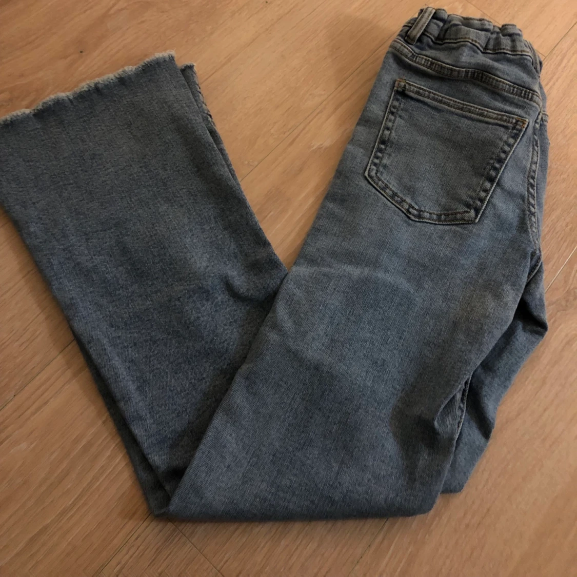 Jeans från gina tricot 