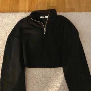 Kort tröja  - XXS  Bra skick  