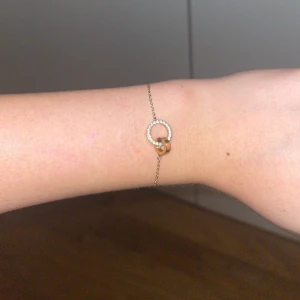 edblad armband - säljer mitt edblad armband💕💕original pris 400 sek