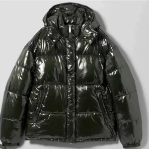 Jacka - Snyggaste jackan från weekday! Använd men i väldigt bra skick❤️ 