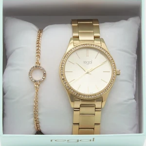 Guld klocka  - Super fin regal klocka (armbandet ingår inte) säljer då jag har andra jag använder mer. Nypris 400 