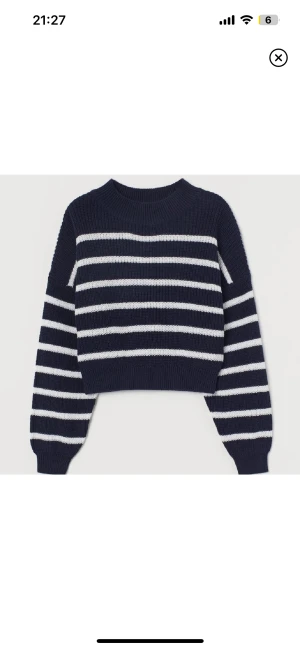 Randig stickad tröja - Helt slutsåld 