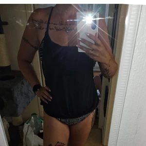 Tankini Storlek Large  - I bra skick. 