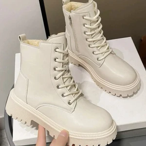 Skor - Fina, 37,5 använt 1 gång