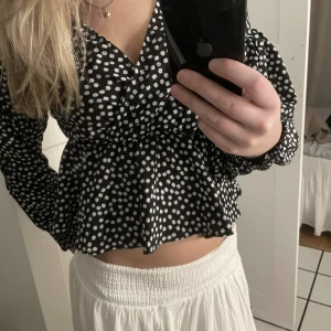 Blus  - Så fin blus🌟toppen skick. 