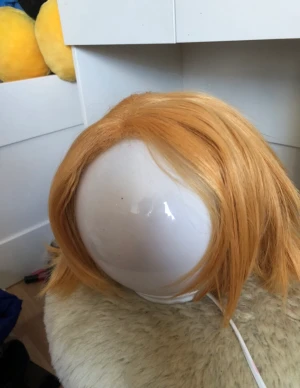 Denki kaminari peruk  - Denki från my hero academia peruk, mycket bra skick, använd ca 3 gånger 