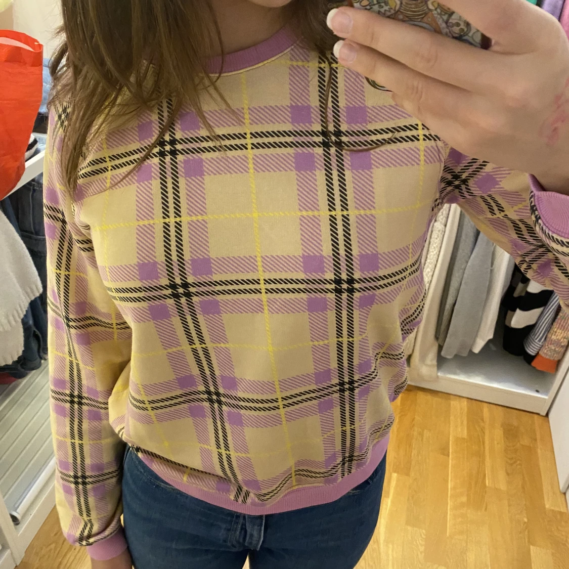 Tunn rutig tröja - 90