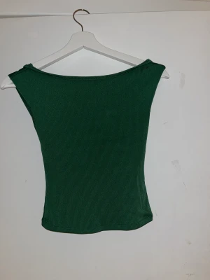 Backless top - Andvänd fåtal gånger