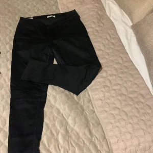 Levis jeans - Använda få gånger 