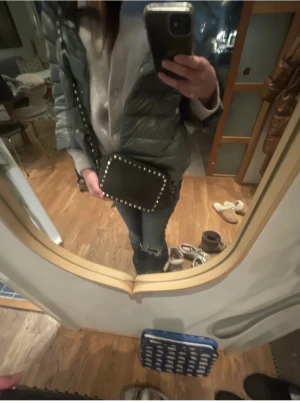 Valentino Väska  - Så snygg! Kom med bud!💞