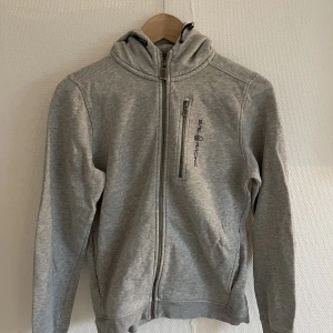 Sip hoodie - Som ny knappt använd.