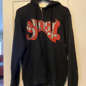 Ghost hoodie - Fett snygg Ghost hoodie, beställd från EMP
