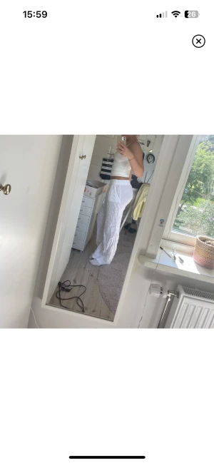Linnebyxor  - (Lånade bilder) Linnebyxor i jättefint skick, köpta här på plick men kommer inte till användning då de inte satt som jag önskade ❤️ bra i längden för mig som är ca 165! 