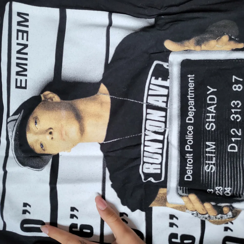 Eminem t-shirt från punktshop, köpte för 300kr. T-shirts.
