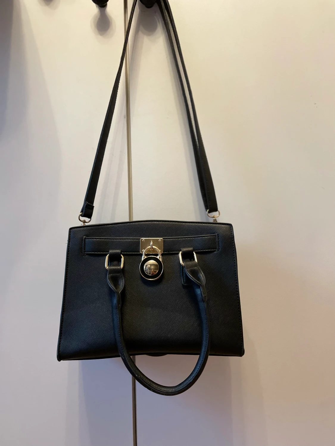 Svart läder väska - 90