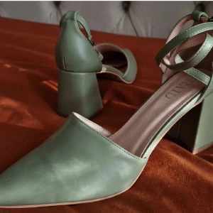 Classy pumps ✨️ - Säljer vackra pumps. ✨️