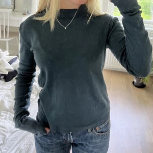 Blå långärmad  - Långärmad från brandymelville, sitter som en S