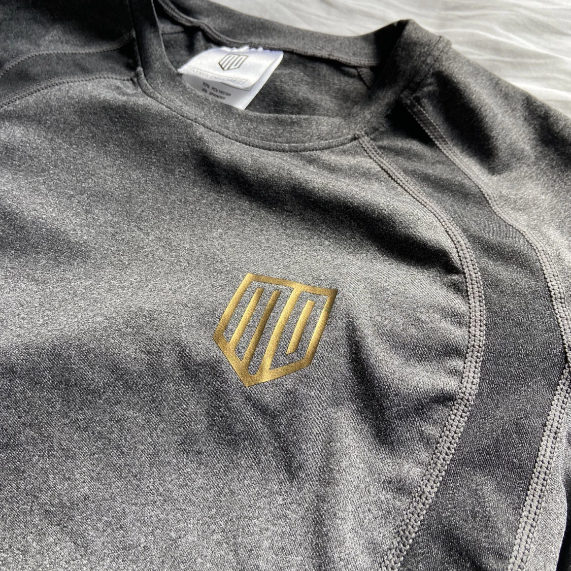 Maya delorez tshirt  - 90