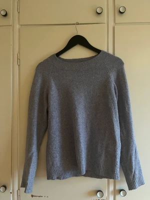 Vero Moda tröja - Säljer min blå tjock tröja från vero moda🩷