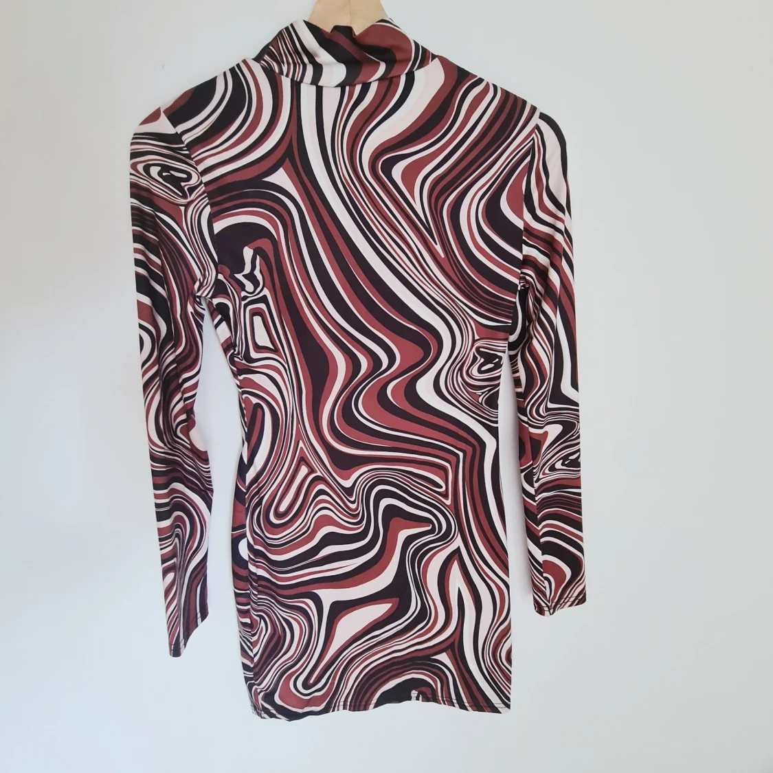 Mönstrad klänning - 91