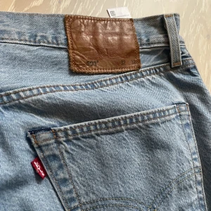 Levis 501 - Säljes för att de inte används  Använda vid enstaka tillfälle Nypris 1099