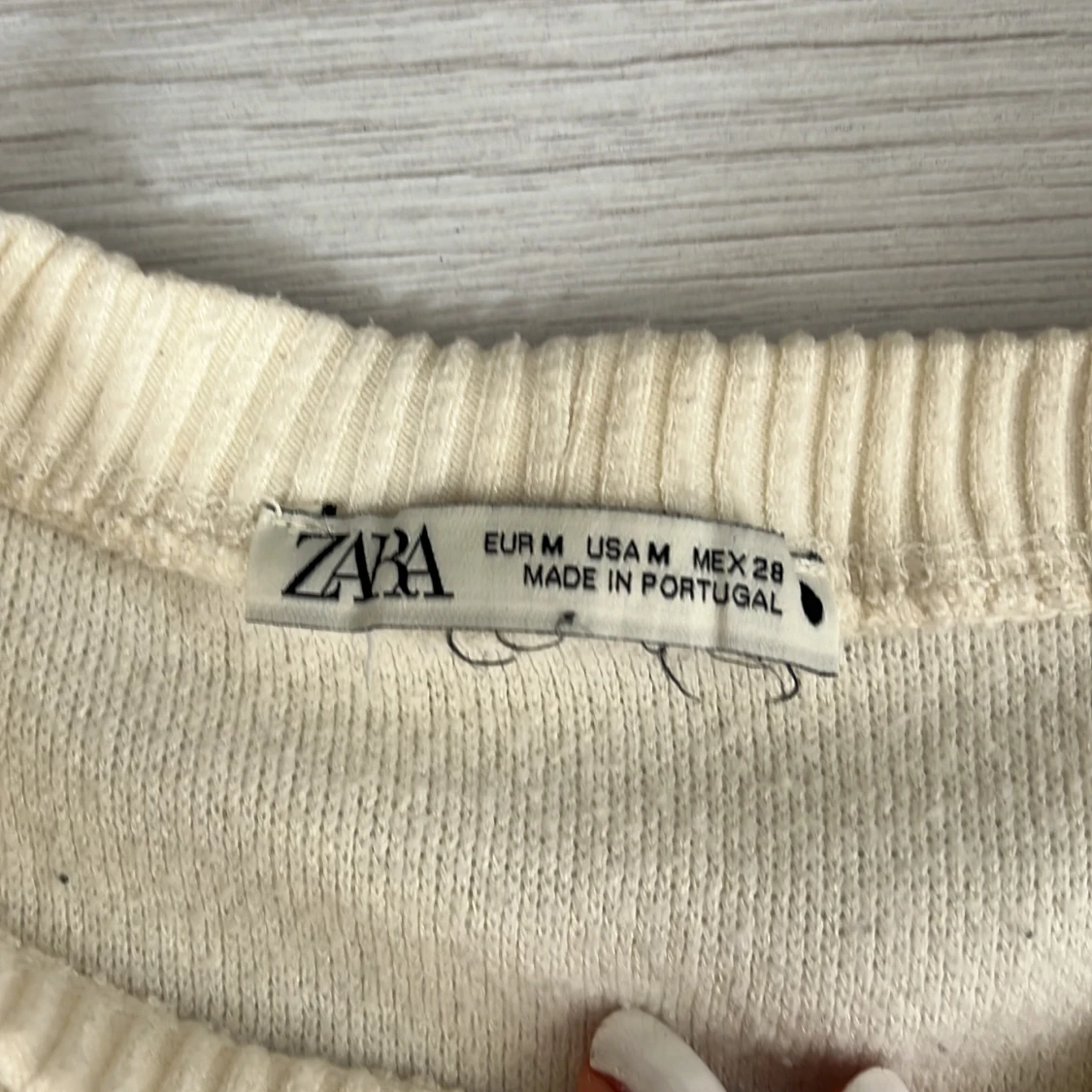 Stickad t-shirt  - 90