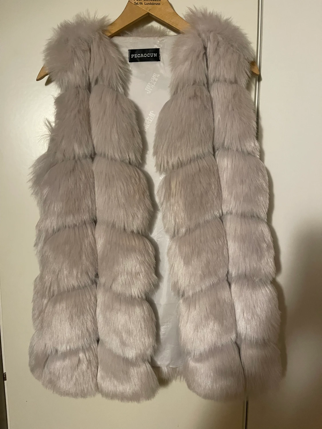 Pälsväst fur vit/grå
