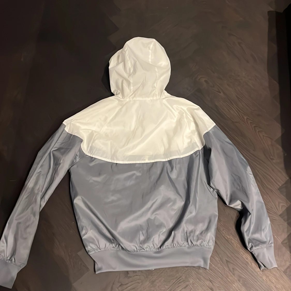 Nike Windbreaker jacka  - 90