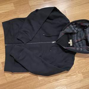 1:1 Burberry zip hoodie. Skick 10/10. 