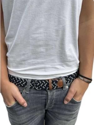 Flätat bälte Multi  - Jag säljer helt nya flätade bälten. För endast 259:- så får du ett fräsch bälte med hög kvalite. Hör av dig vid minsta lilla fråga!