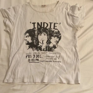 Baby tee - Snyggaste brandy Melville baby tee. 