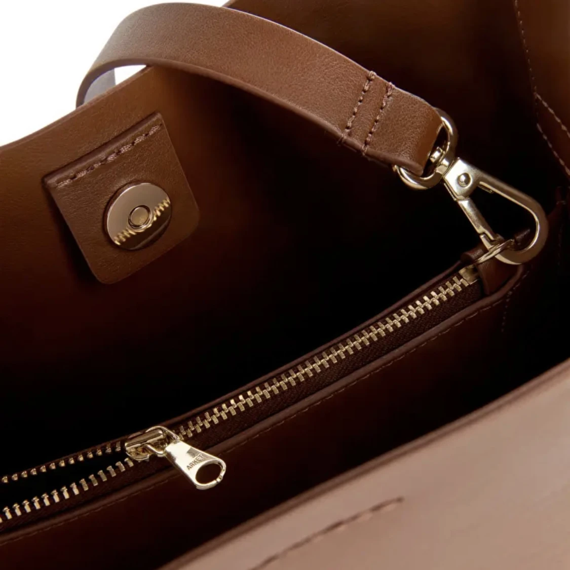 BRUN ARKET VÄSKA - 91