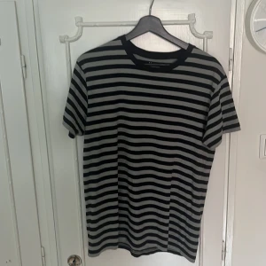 MADS NØRGAARD t-shirt - Slim fit 