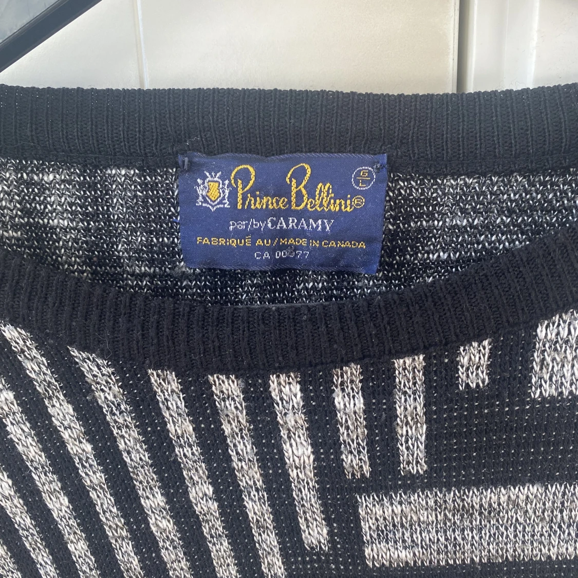 Vintage sweater - 91