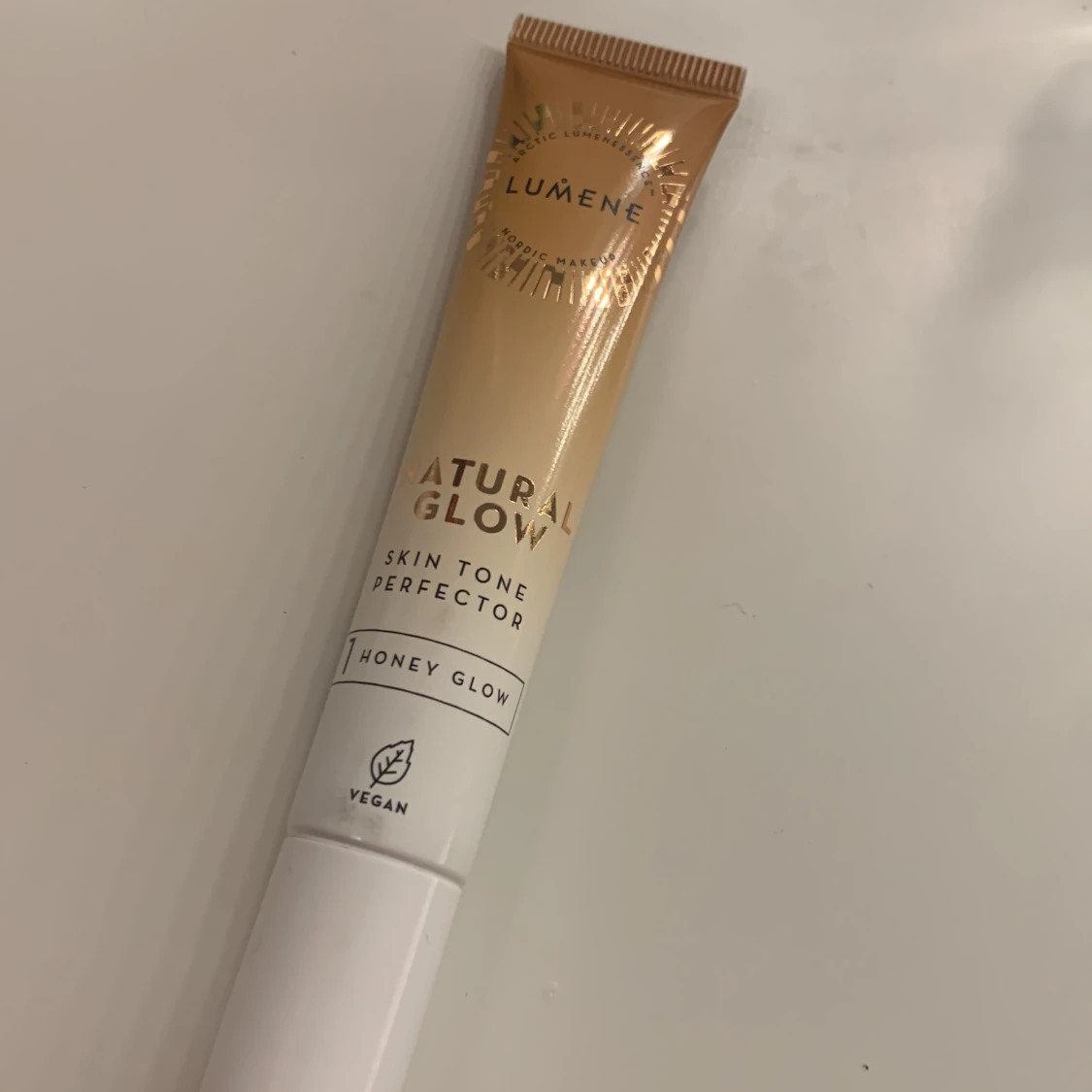 Oanvänd Lumene natural glow highlighter