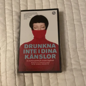 Bok - Jätte bra bok som behöver en ny ägare 