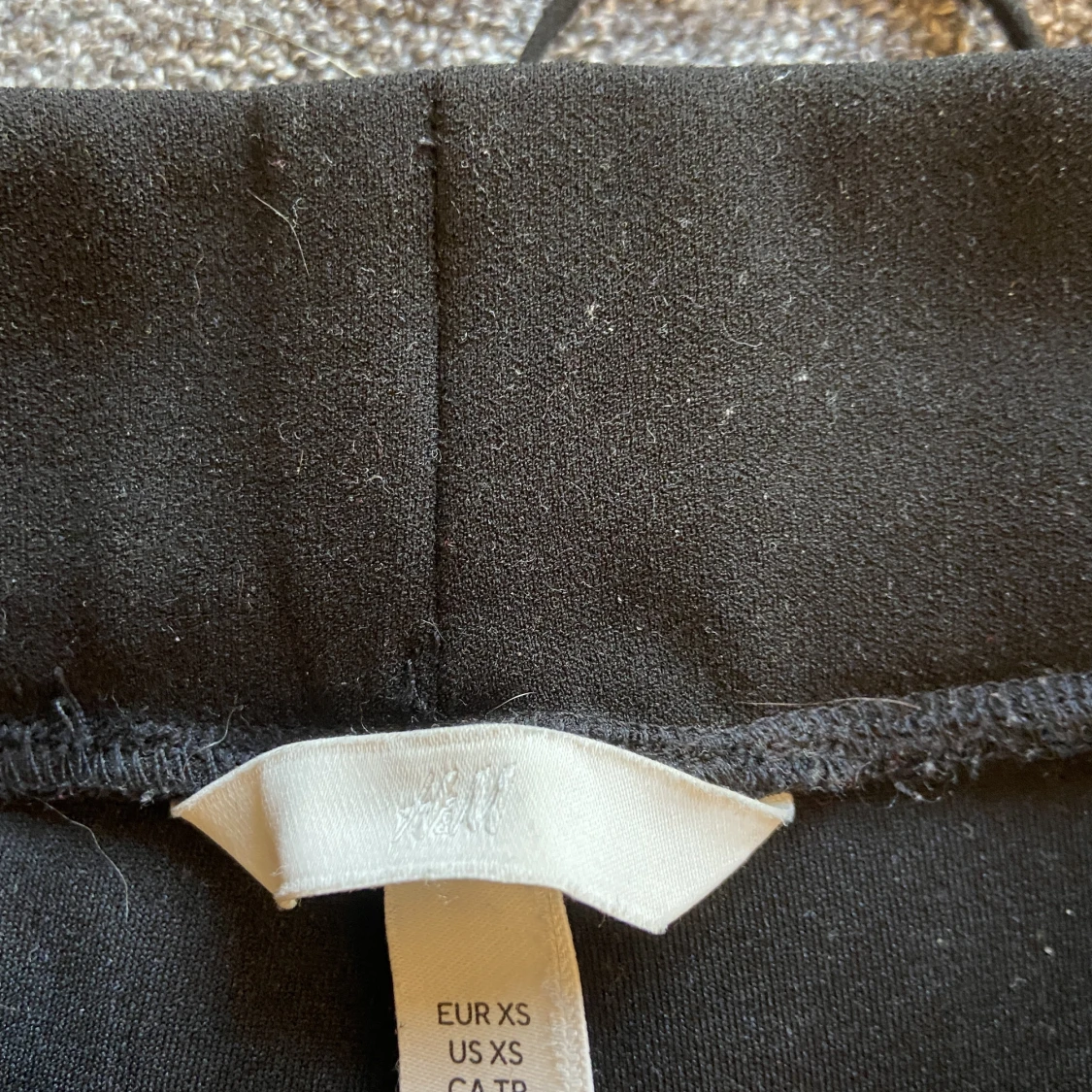 Svarta kostymbyxor  - 91