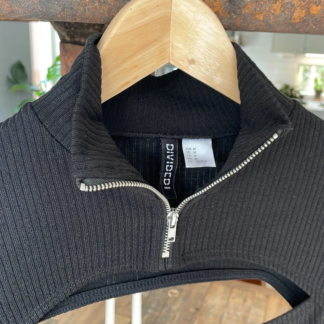 Cut out tröja  - 91