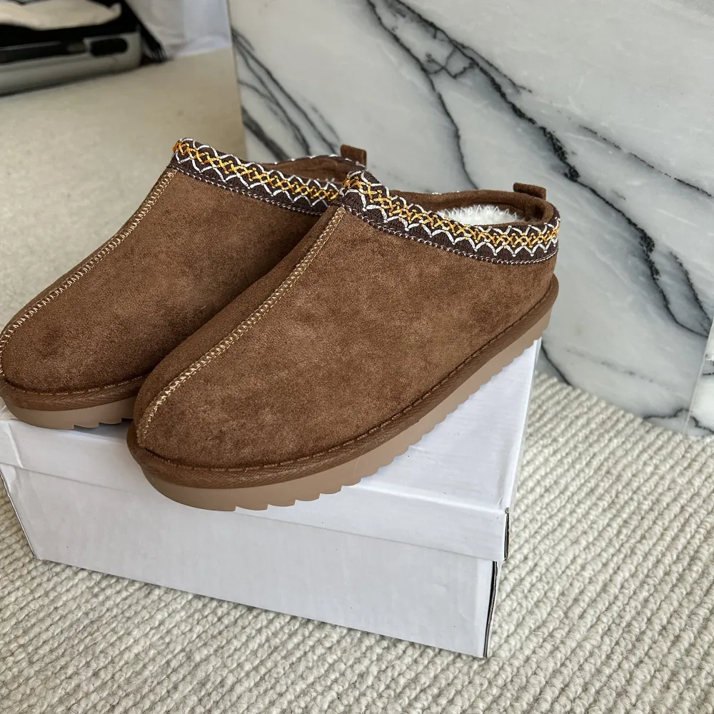 Helt nya Teddy boots mini-Camel från DesignbySi, helt oanvända🌟 Köparen betalar för frakten . Skor.