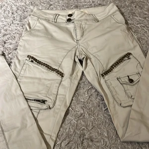 Jeans - Ett par jättefina jeans från sub i ett jättefint skick 