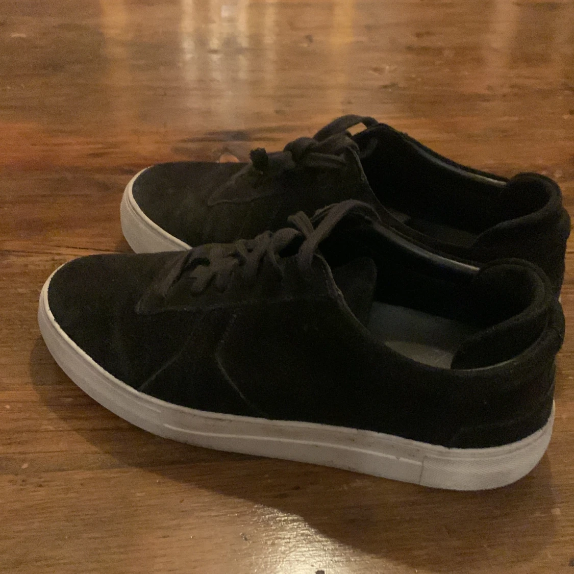 Svarta Arigatos Stl 39