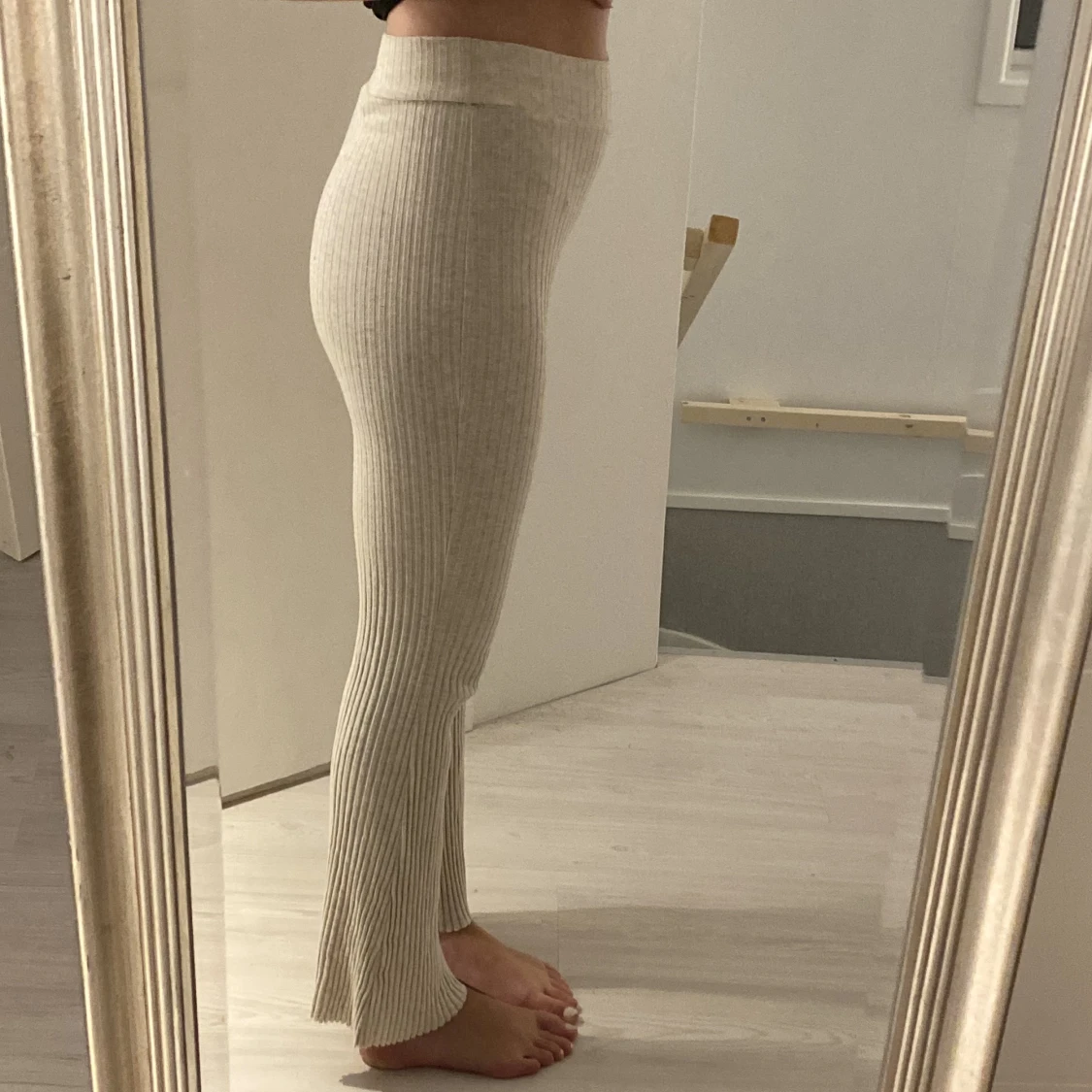 Beige ribbade byxor! - 91