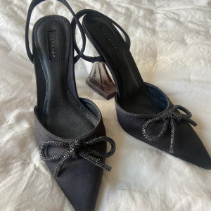 Klackar  - Otroliga klackar från topshop! Använda en gång! 