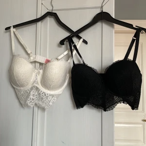 Hunkemöller bh (aldrig använd) - Köpte fel storlek Aldrig använda och i jättebra skick  Hör av dig om du är sugen!  Frakt kostar 20kr 