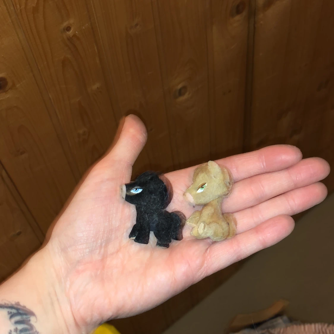 Mini bratz hästar i sammet