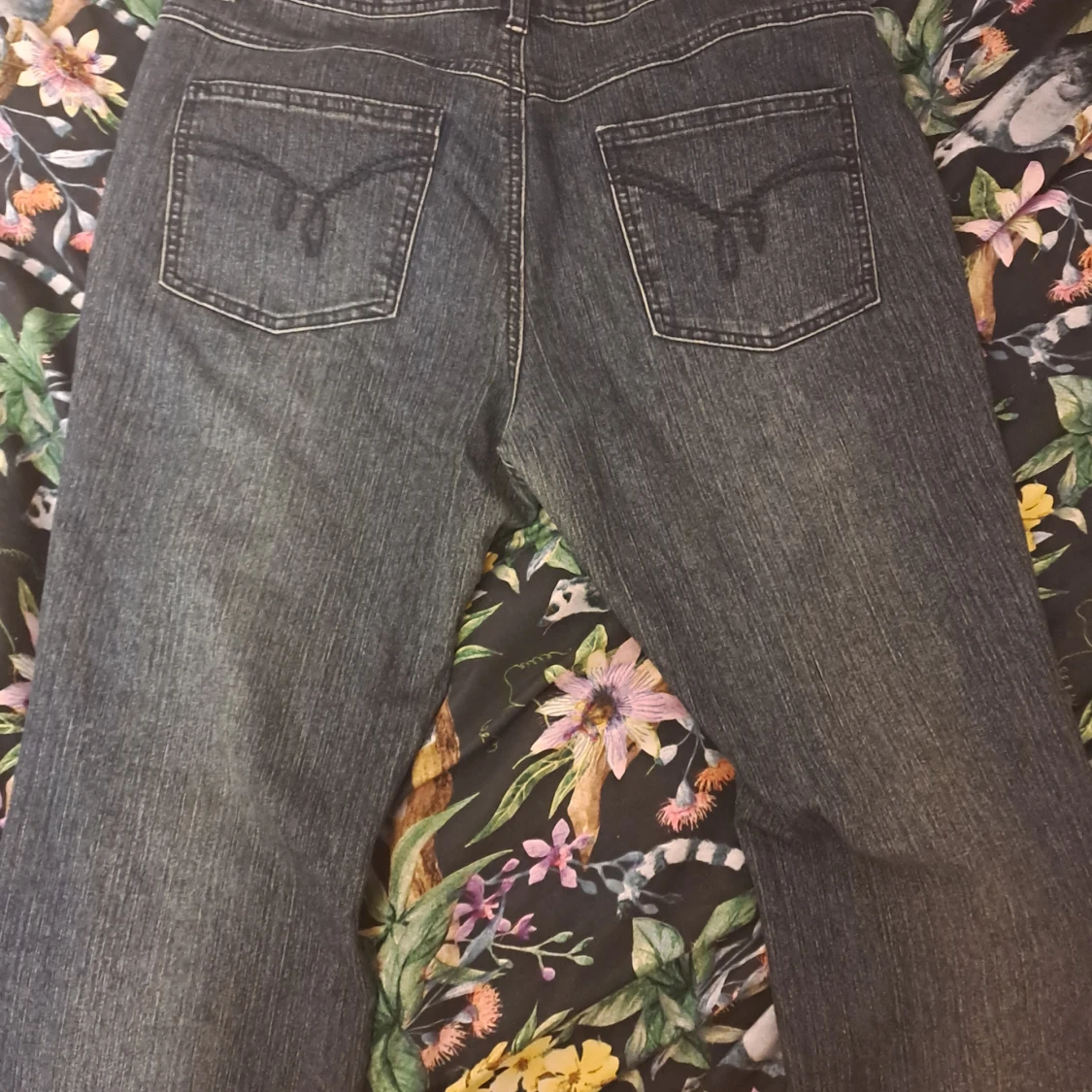 Low waisted jeans  - 91