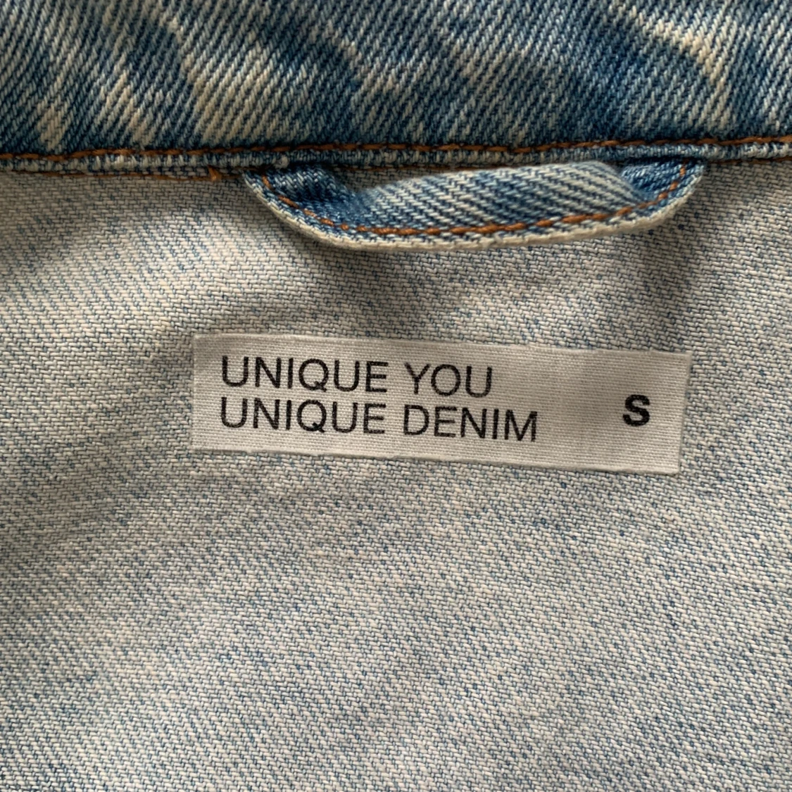 ljusblå jeansjacka - 90