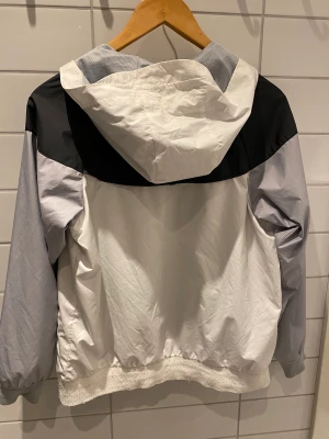 Nike  - Nike vindjacka bra skick.