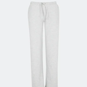 Mjukisbyxor - Säljer dess mjukisbyxor från bikbok i storlek xs, köpta för 399kr. Slutsålda i storleken så finns inte att köpa just nu. Skicket på byxorna är jätte fint endast använda hemma fåtal gånger.