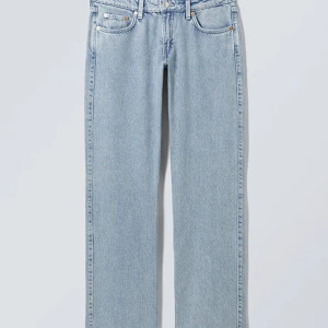Arrow low straight  - Säljer mina arrow low jeans eftersom jag inte använder dom längre, men väldigt fina!